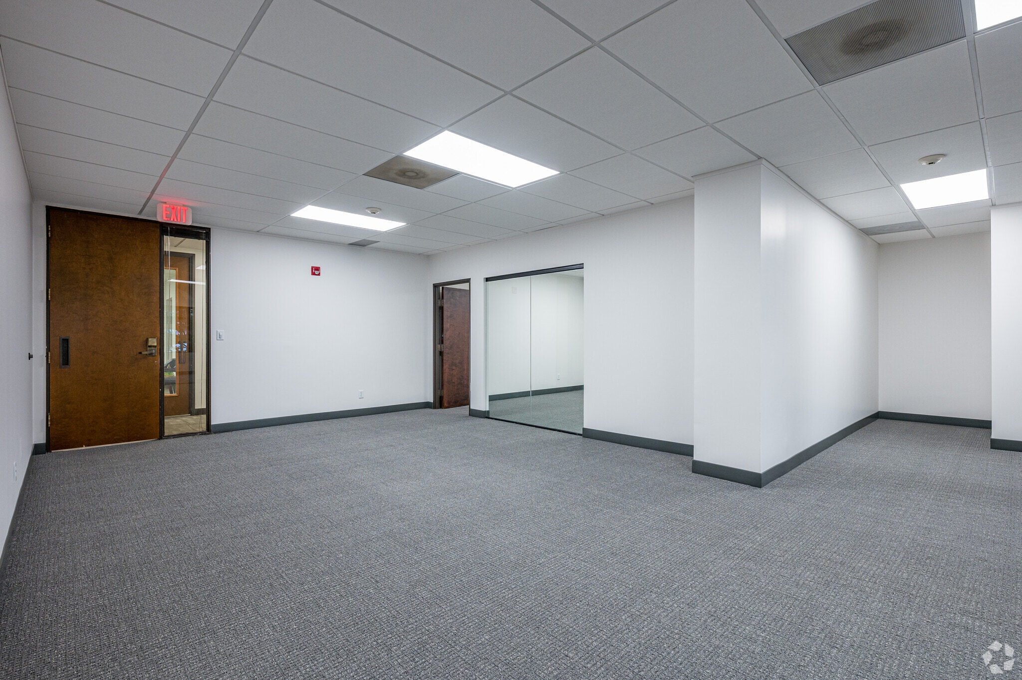 10300 N Central Expy, Dallas, TX for lease Interior Photo- Image 1 of 7