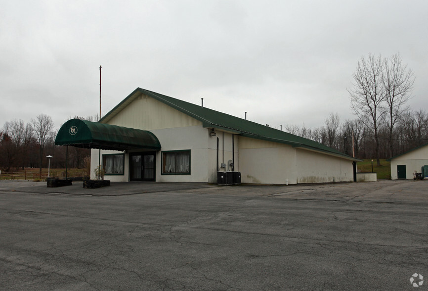 2107 Rt-48, Fulton, NY for lease - Building Photo - Image 2 of 15