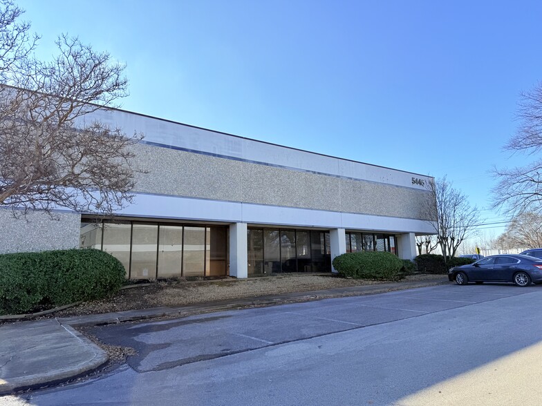 5445 Raines Rd, Memphis, TN for lease - Building Photo - Image 2 of 8