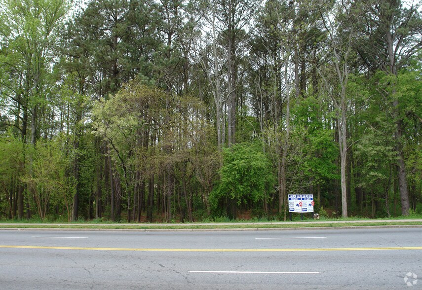585 N Fairground St, Marietta, GA à vendre - Photo du bâtiment - Image 2 de 17