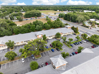 Plus de détails pour 723-753 CR 466, Lady Lake, FL - Bureau/Médical à louer