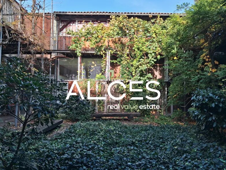 Office in Bordeaux for lease Building Photo- Image 1 of 6