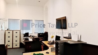 96 Farringdon Rd, London for lease Interior Photo- Image 2 of 3