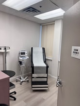 400 Franklin Tpke, Mahwah, NJ for lease Interior Photo- Image 2 of 13