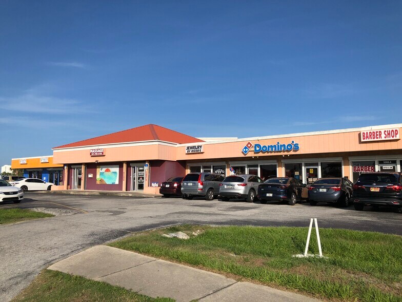 5360 N Atlantic Ave, Cocoa Beach, FL à vendre - Photo du bâtiment - Image 1 de 1