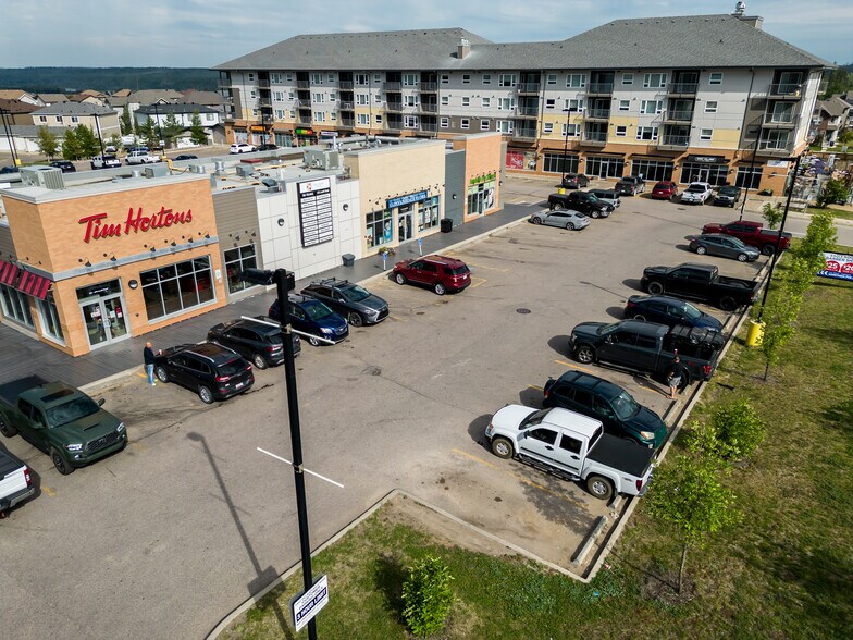 375 Loutit Rd, Fort McMurray, AB à vendre - Photo du bâtiment - Image 1 de 1