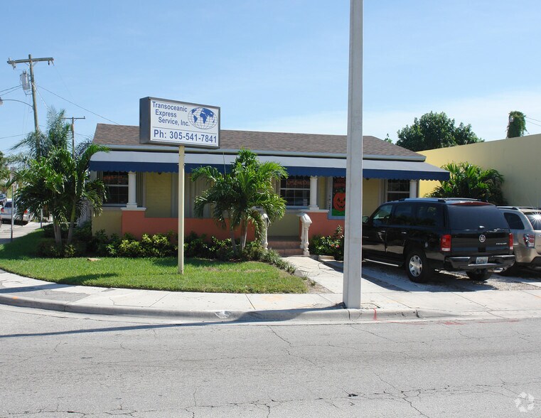 2190 NW 2nd St, Miami, FL à vendre - Photo du bâtiment - Image 2 de 8