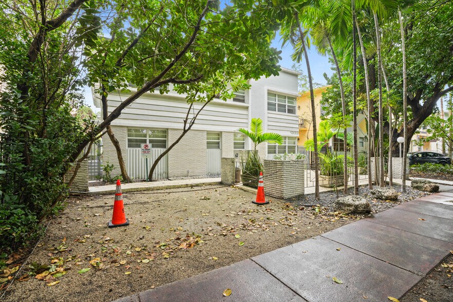 1333 Meridian Ave, Miami Beach, FL à vendre - Photo du bâtiment - Image 3 de 25