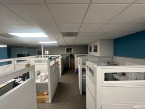 6755 S Old State Road 37, Bloomington, IN à louer Photo intérieure- Image 2 de 5