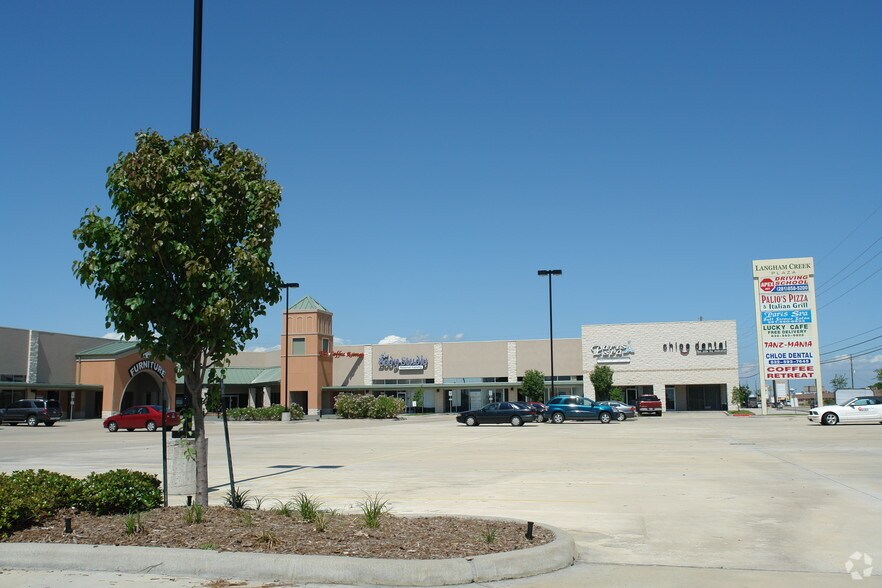 17440 FM-529, Houston, TX à louer - Photo du bâtiment - Image 2 de 5
