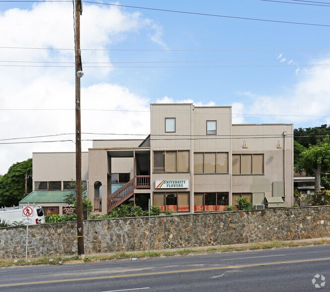 2758 S King St, Honolulu, HI à louer - Photo du bâtiment - Image 2 de 12