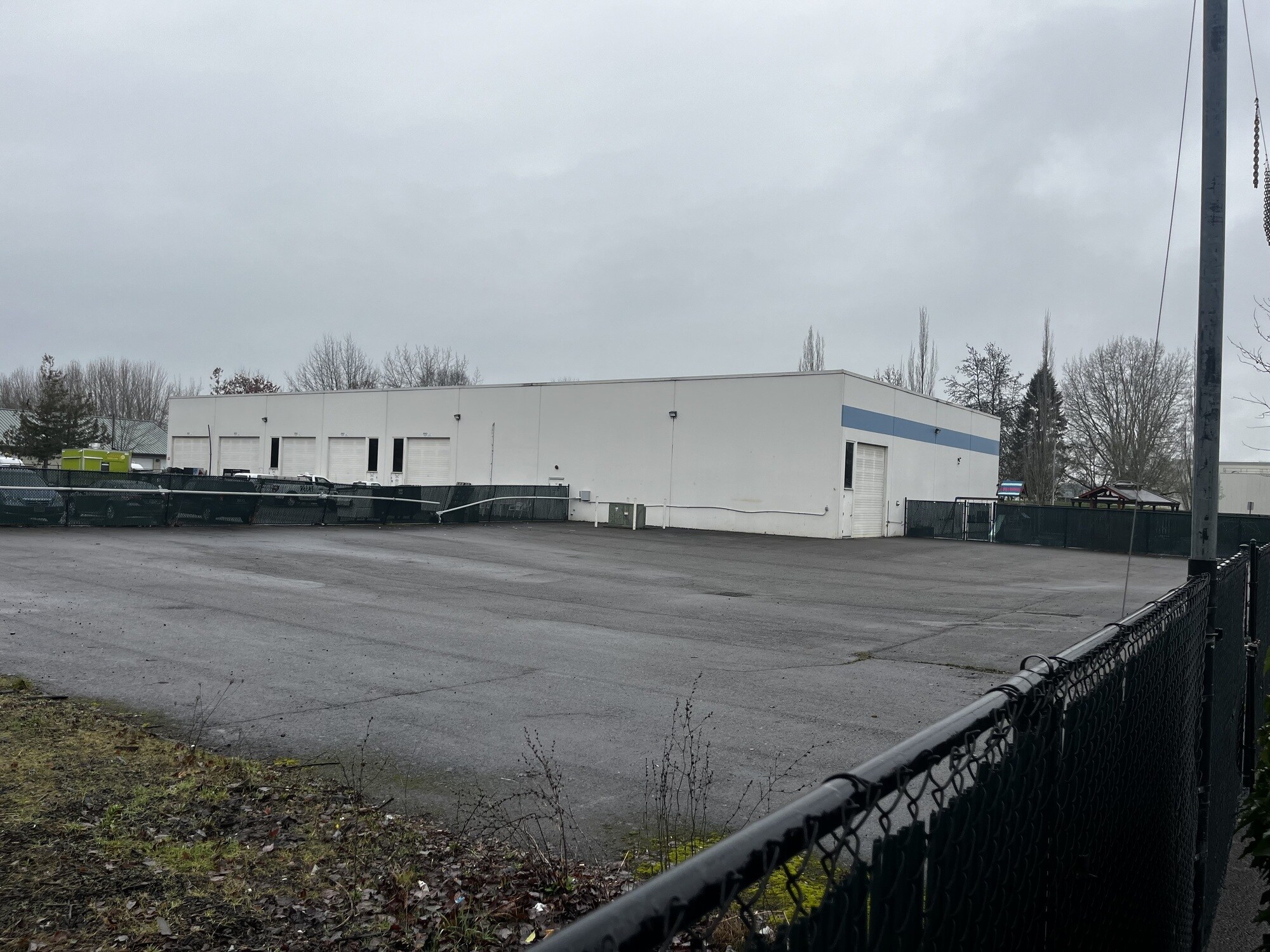 2130 NE Griffin Oaks St, Hillsboro, OR à vendre Photo du bâtiment- Image 1 de 1