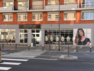 Plus de détails pour Commerce de détail à louer