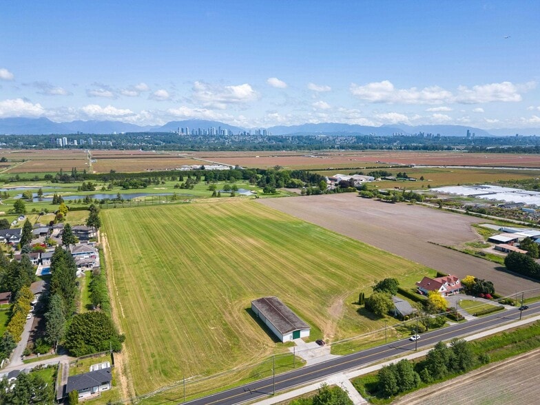 17531 Westminster Hwy, Richmond, BC à vendre - Aérien - Image 3 de 3