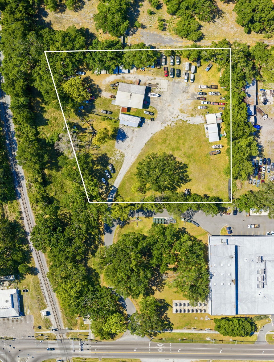 2415 E Sligh Ave, Tampa, FL for sale Primary Photo- Image 1 of 8