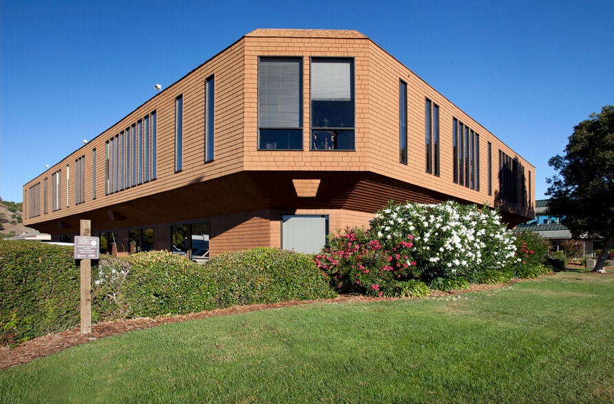 68 Mitchell Blvd, San Rafael, CA for lease - Primary Photo - Image 1 of 9