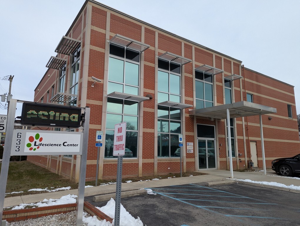 633 Napoleon St, Johnstown, PA for lease Primary Photo- Image 1 of 4