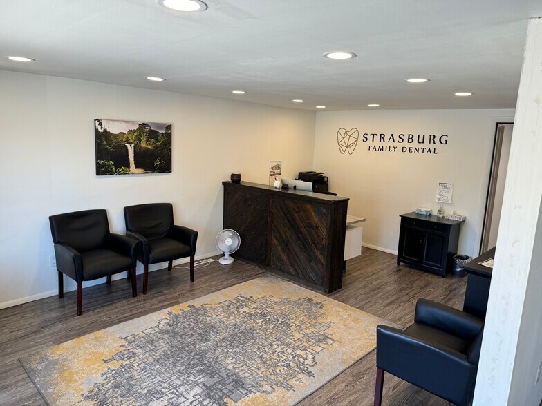 56620 E Colfax Ave, Strasburg, CO à vendre - Photo du bâtiment - Image 3 de 25