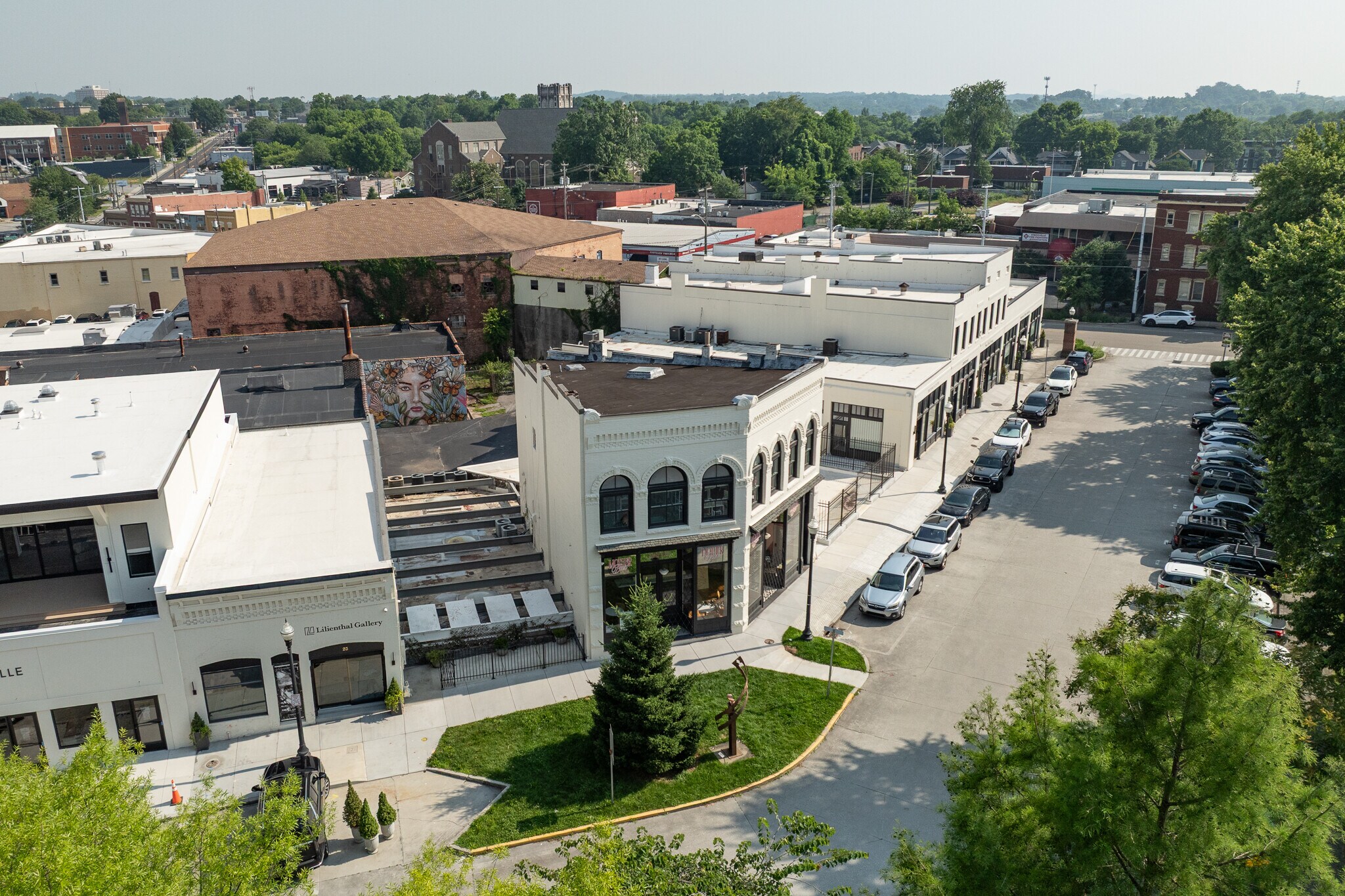 3-23 Emory Place portefeuille de 5 propriétés à vendre sur LoopNet.ca Photo du bâtiment- Image 1 de 29