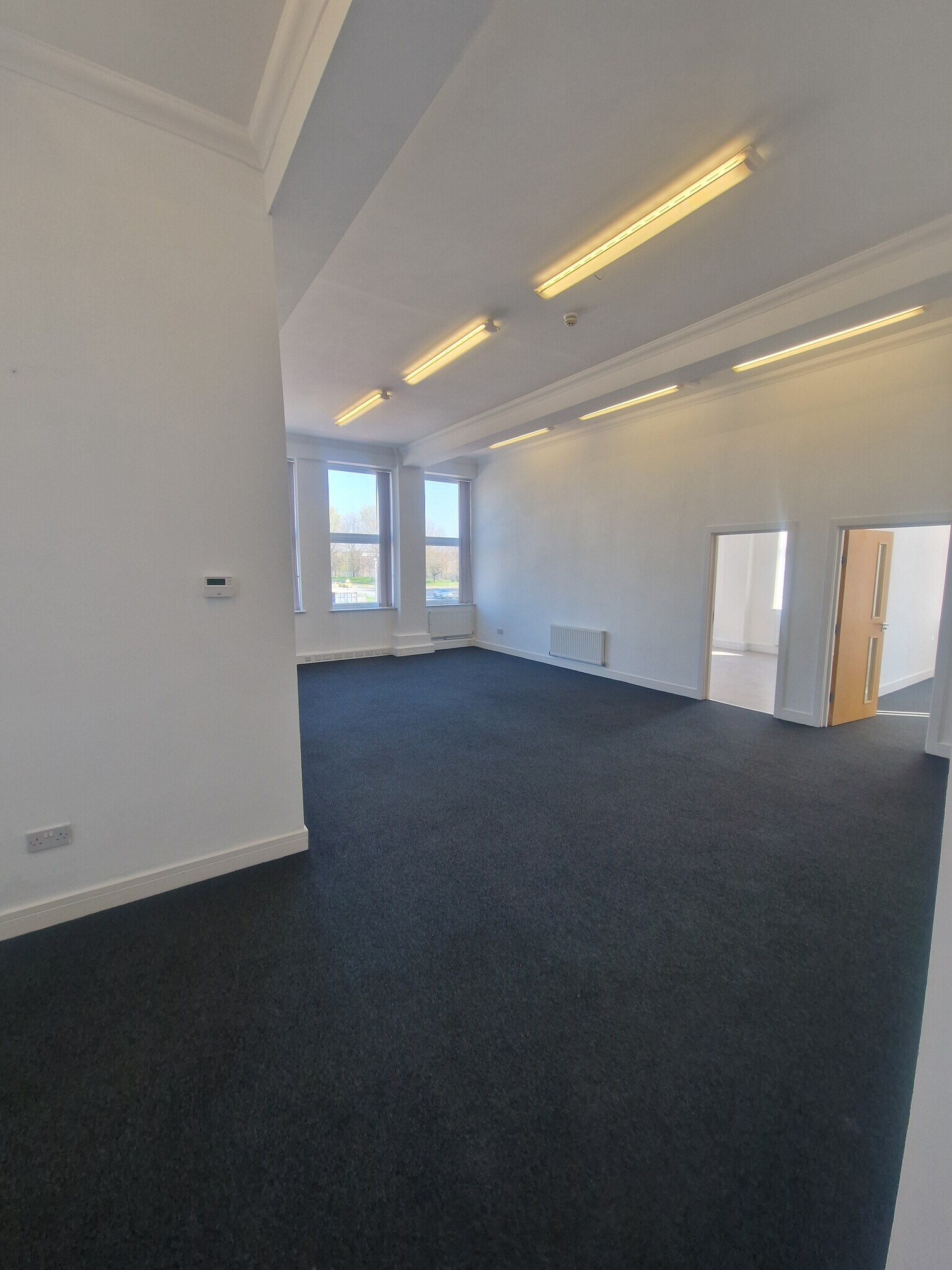 Middlesbrough Rd, Middlesbrough for lease Interior Photo- Image 1 of 3