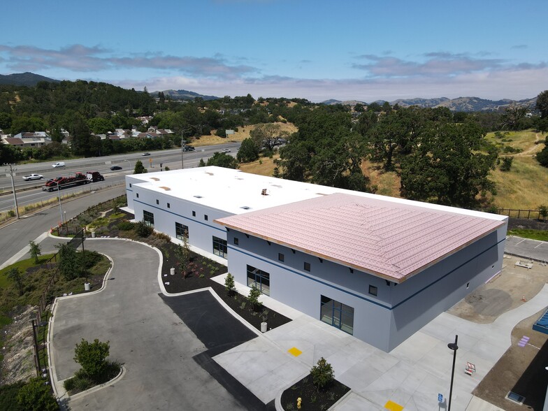 5400 Hanna Ranch Rd, Novato, CA for lease - Building Photo - Image 1 of 6