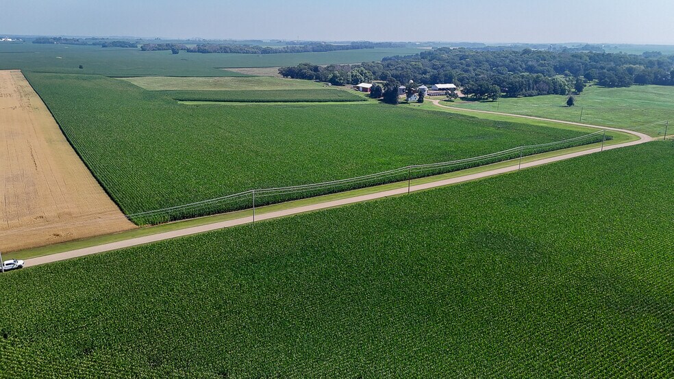 10988 Point Douglas S dr, Hastings, MN à vendre - Photo du bâtiment - Image 3 de 90