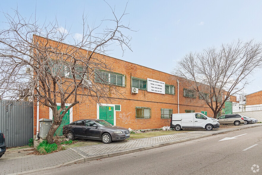 Industrial in Coslada, Madrid for sale - Building Photo - Image 2 of 5