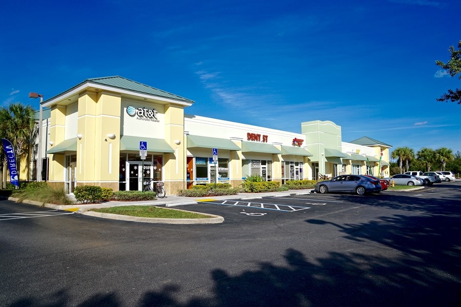 10101-10181 W Commercial Blvd, Fort Lauderdale, FL for lease Primary Photo- Image 1 of 6