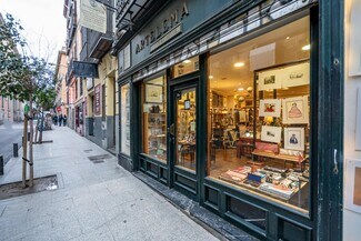 Plus de détails pour Multi-résidentiel à vendre