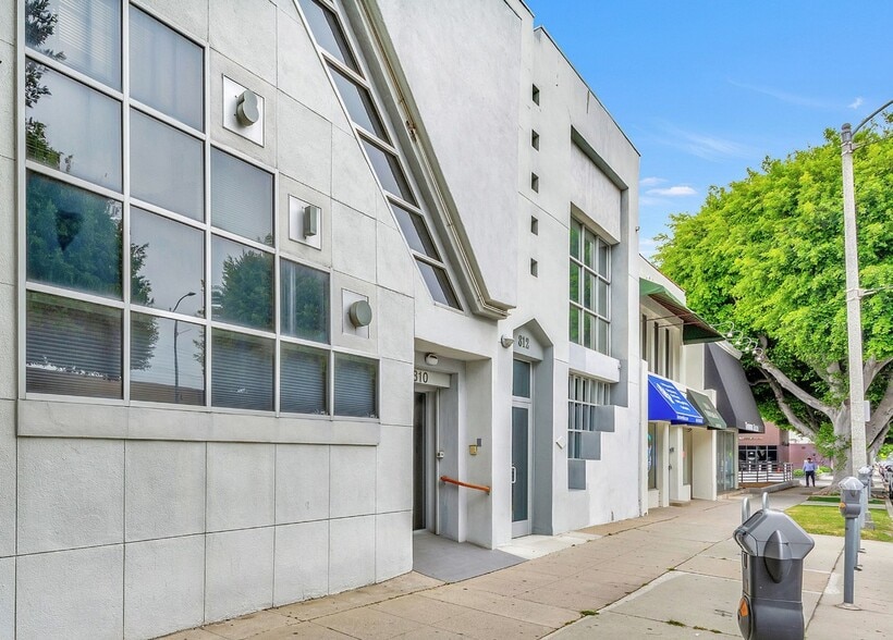 810 S Robertson Blvd, Los Angeles, CA for sale - Building Photo - Image 2 of 5