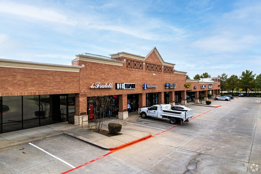 1900 Long Prairie Rd, Flower Mound, TX à louer - Photo du bâtiment - Image 3 de 9