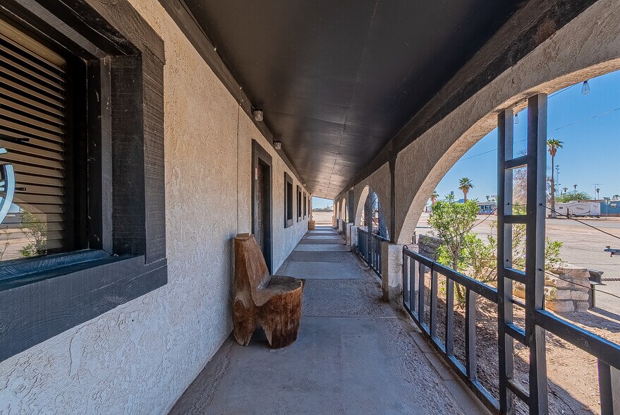 8575 S Avenue 40 E, Tacna, AZ à vendre - Photo du bâtiment - Image 2 de 26