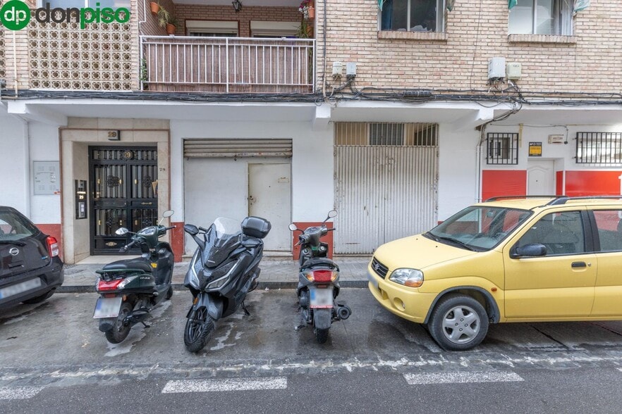 Calle Asturias, 29, Granada, Granada à vendre - Photo du bâtiment - Image 2 de 6