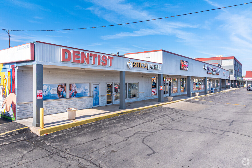 3600 E State St, Rockford, IL for sale - Building Photo - Image 2 of 5