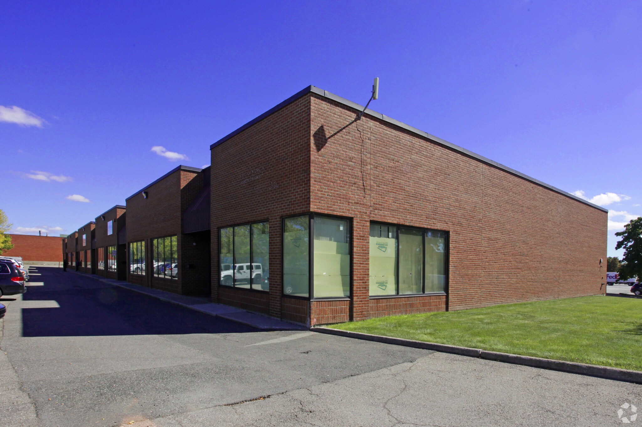 5959 Shawson Dr, Mississauga, ON for sale Primary Photo- Image 1 of 1