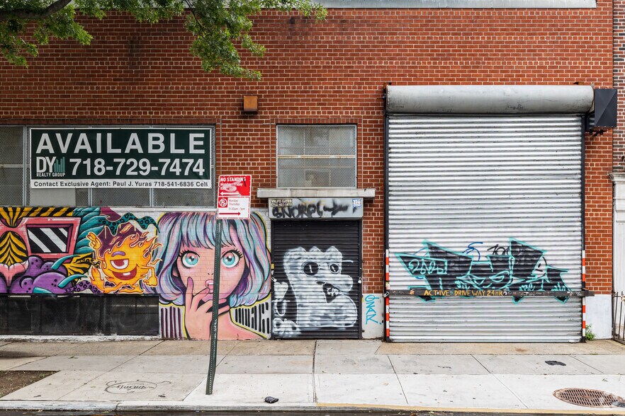 18-57 Troutman St, Ridgewood, NY à louer - Photo du bâtiment - Image 2 de 4