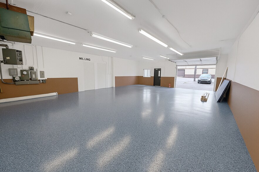 471 Washington ave, North Haven, CT à louer - Photo du bâtiment - Image 3 de 6