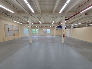 100 Pleasant St, Dracut, MA for lease Interior Photo- Image 1 of 5