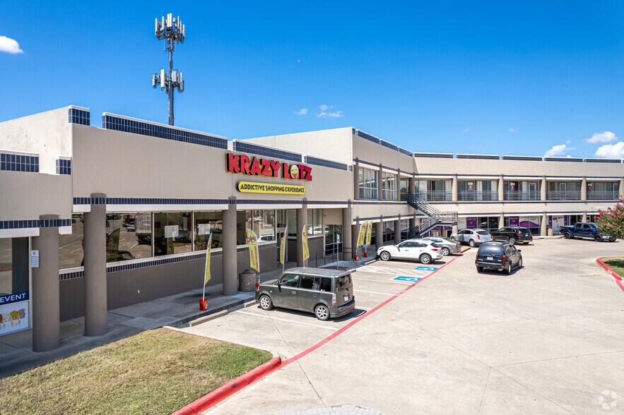 1305 State Highway 121, Lewisville, TX à louer - Photo du bâtiment - Image 3 de 6