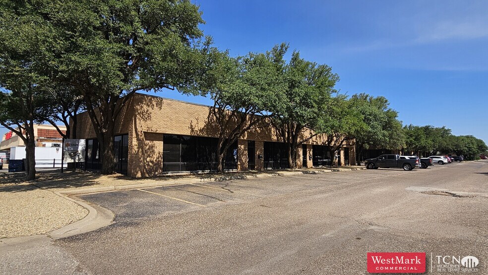 3330 70th St, Lubbock, TX for lease - Building Photo - Image 2 of 4