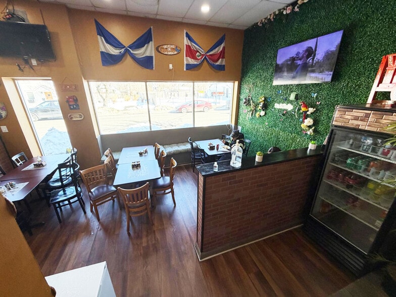 70-76 Main St, South Bound Brook, NJ for lease - Interior Photo - Image 3 of 9