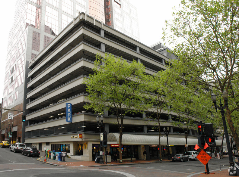 1009-1035 SW Sixth Ave, Portland, OR à louer - Photo principale - Image 1 de 6