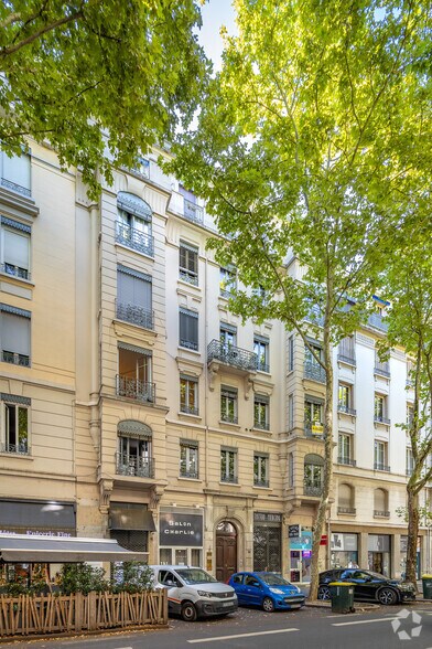 9 Boulevard Des Brotteaux, Lyon à louer - Photo du bâtiment - Image 1 de 18