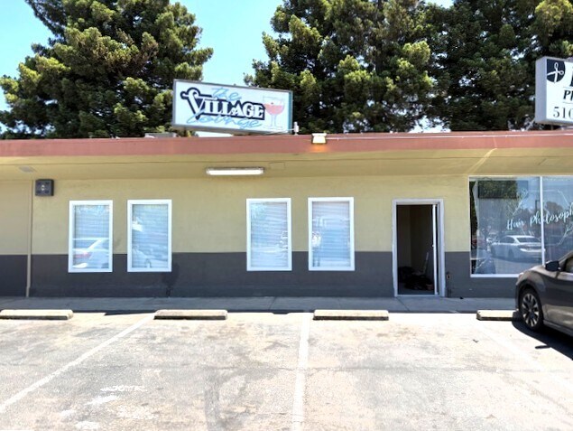 18906 Hesperian Blvd, Hayward, CA à louer - Photo du bâtiment - Image 3 de 8