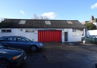 1 Cecil Rd, Lancing à vendre - Photo du bâtiment - Image 3 de 5