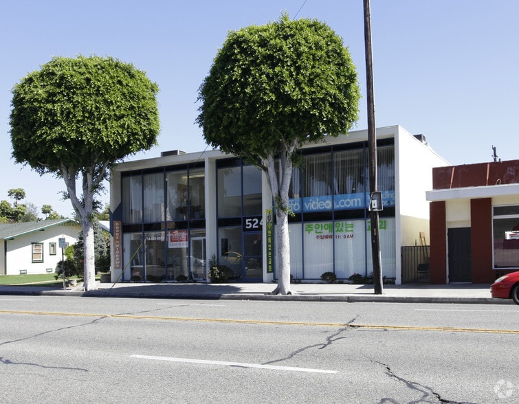 524 W Commonwealth Ave, Fullerton, CA for lease - Building Photo - Image 2 of 3