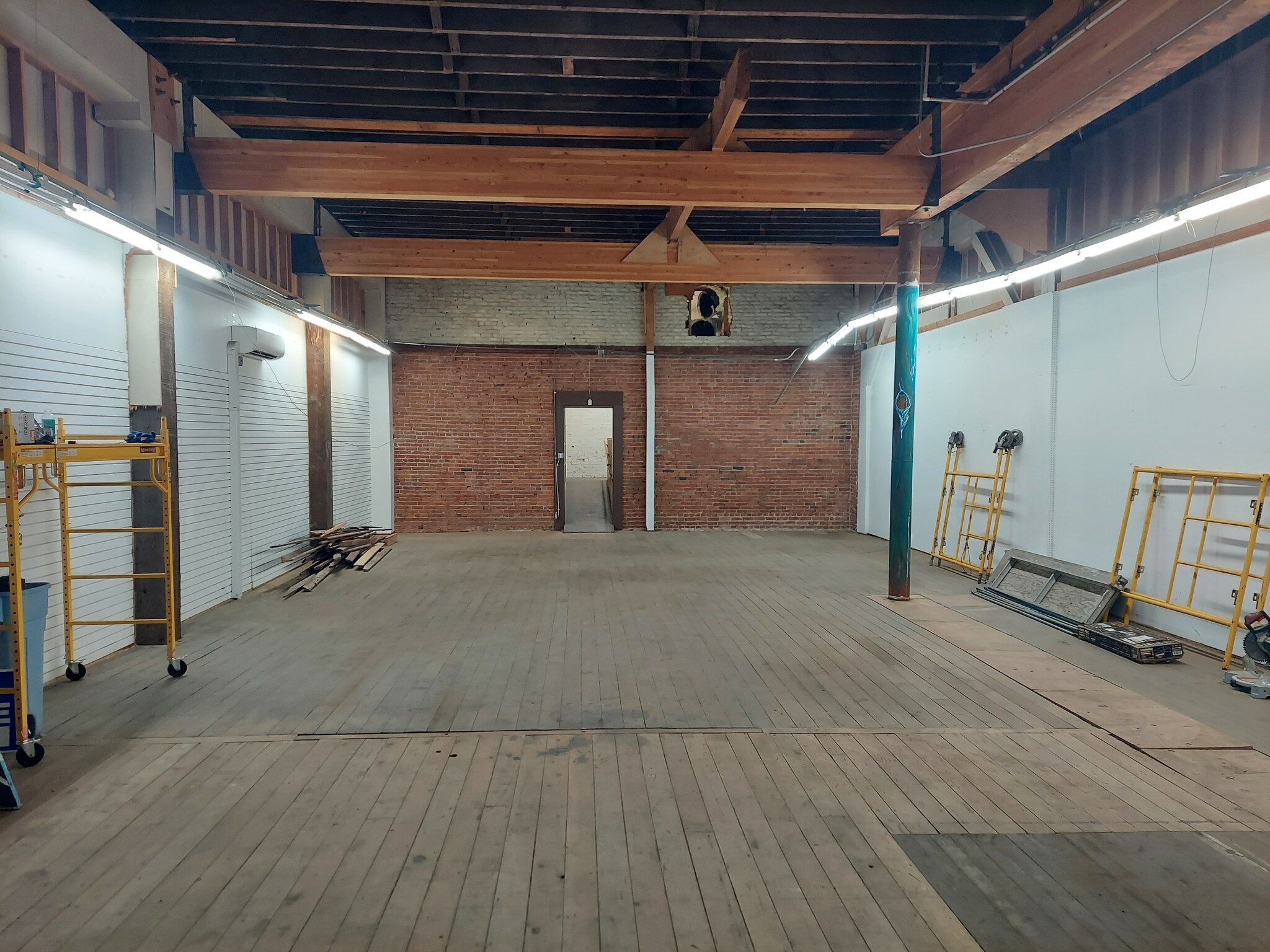 1042 Water, Port Townsend, WA for lease Building Photo- Image 1 of 2