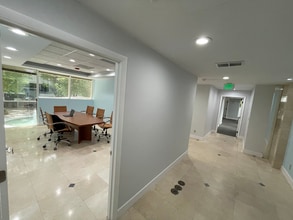 7800 Peters Rd, Plantation, FL à louer Photo intérieure- Image 2 de 5