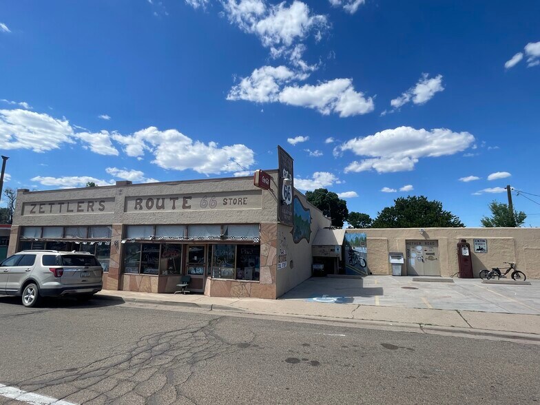 242 W Lewis Ave, Ash Fork, AZ à vendre - Vidéo sur l’inscription commerciale - Image 3 de 15