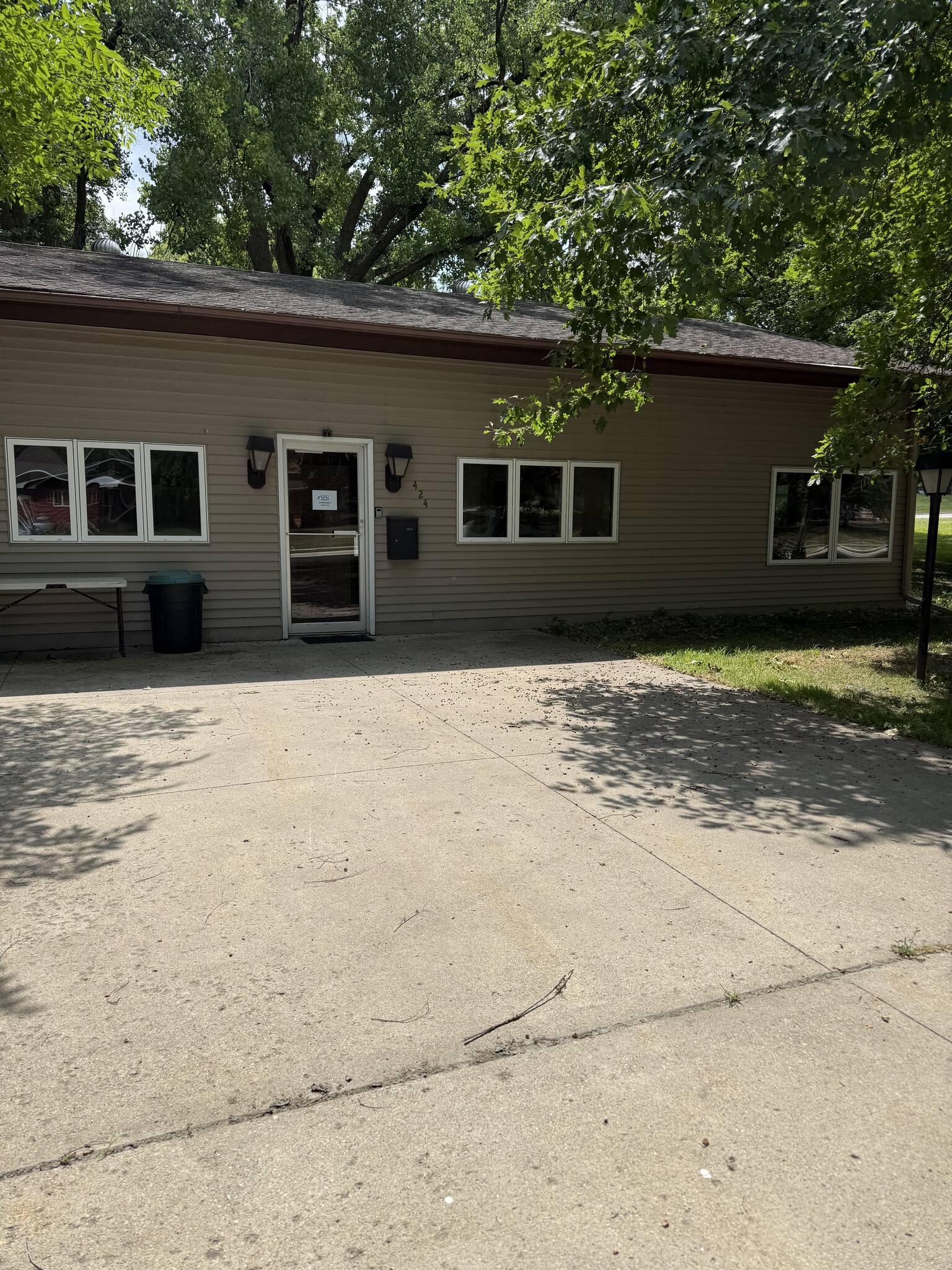 424 E Mill Ave, Pelican Rapids, MN à louer Photo intérieure- Image 1 de 15